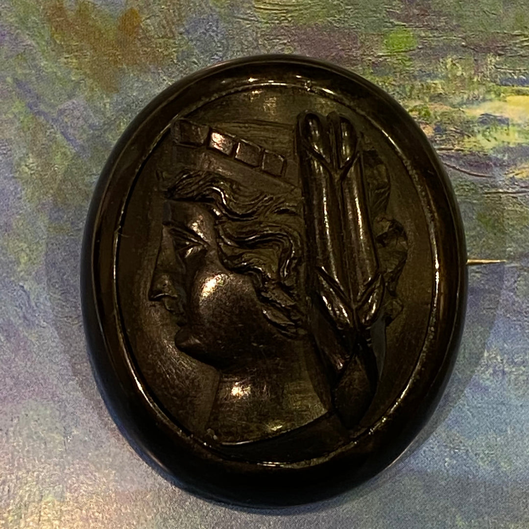 ジェット女神ヘラ・カメオブローチ – 銀座アンティーク・アイ